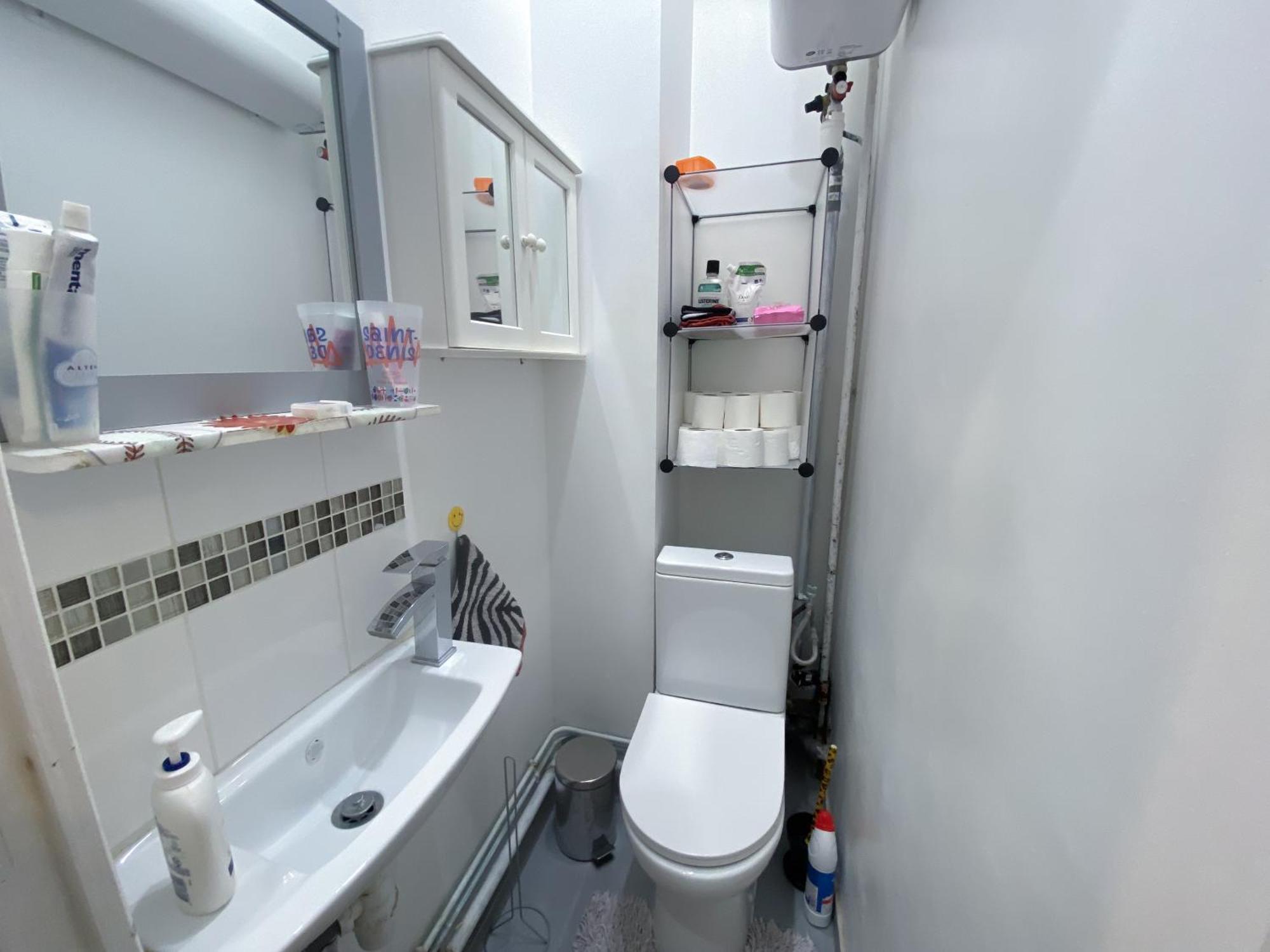 Nice Apartment Ideal To Visit Paris Клиши Екстериор снимка